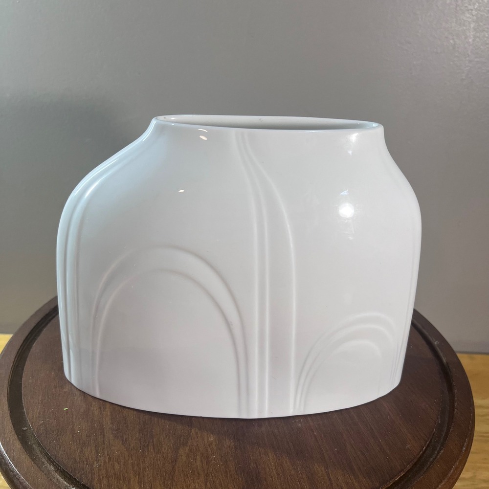 Royal Doulton Cypress Vase Vtg 1982 White Bone China Postmodern Gerald Gulotta